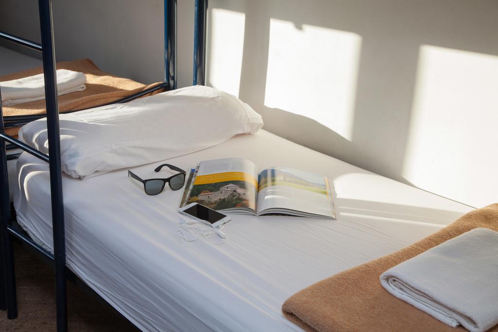 Bed in 6-Bed Mixed Dormitory Room,146206772:JPEG