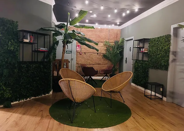 Black Swan Hostel Barcelona